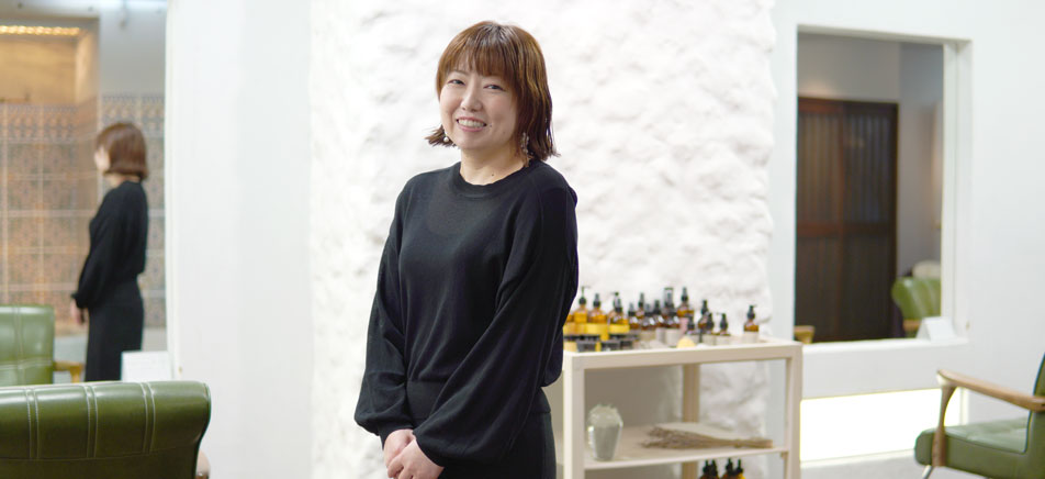 スタイリスト吉田