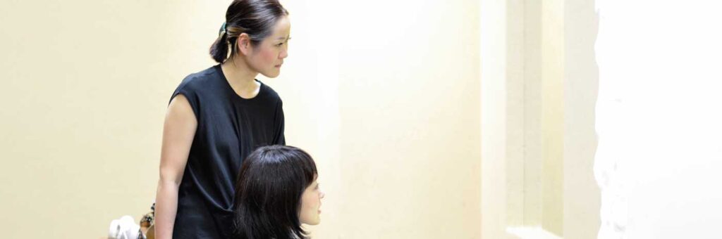 耳で聞く、心で聴く。